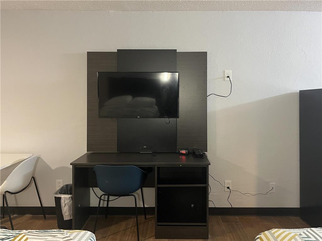 Studio 6 Suites Hurricane Wv - photo 18