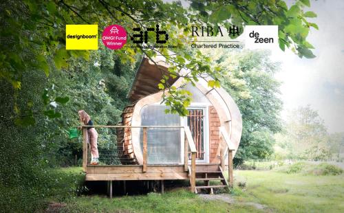 Architect Designed Rural Cabin Year Round Retreat — 4-Star Luxury Hotel in Market Drayton, United Kingdom