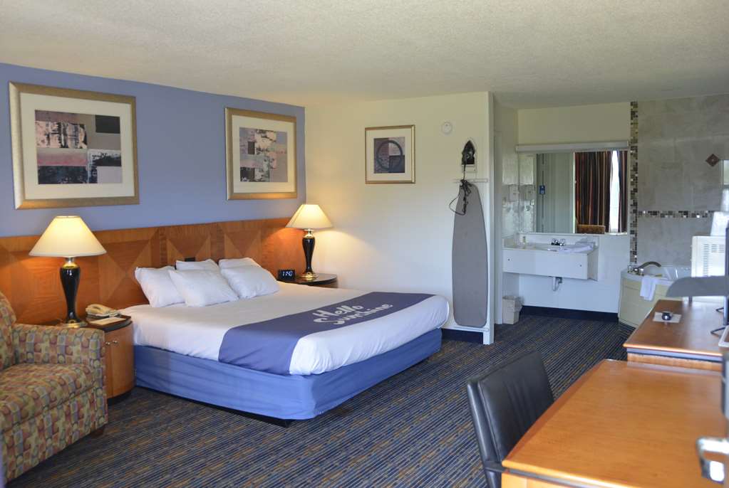 Days Inn by Wyndham Luray Shenandoah - photo 24