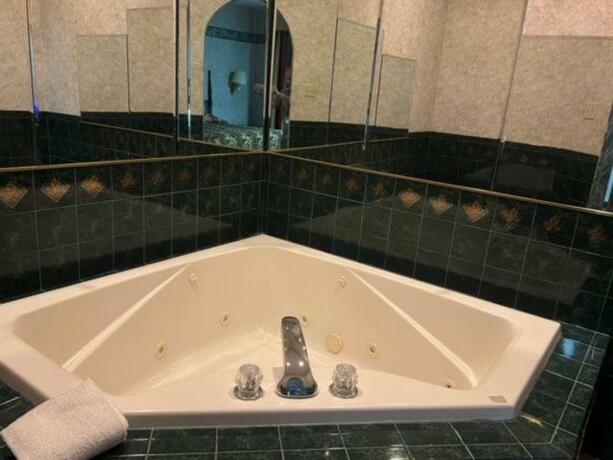 Garden Inn - last minute hotel in New Castle