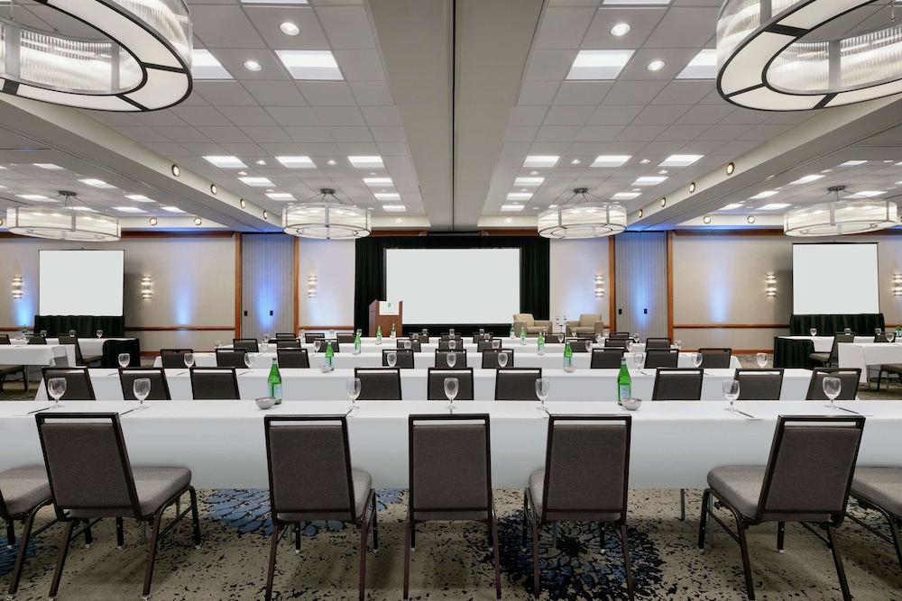 Embassy Suites by Hilton Atlanta at Centennial Olympic Park - photo 69