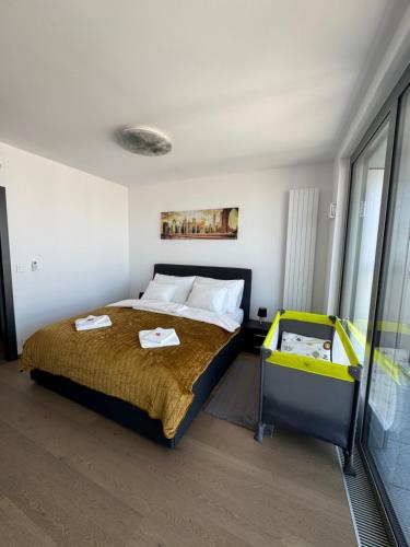 Eurovea tower 31 Floor Sky apartment — Bratislava — photo 3