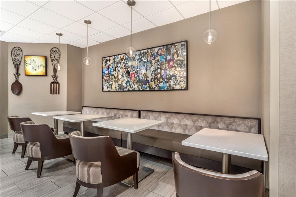 Best Western Downtown Plus Music Row - photo 36