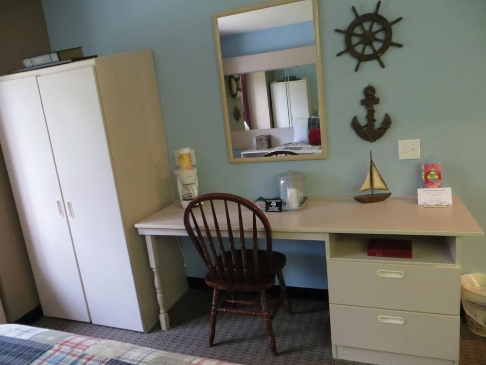 Patti's Inn & Suites - photo 12