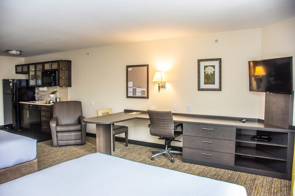 Candlewood Suites : Overland Park W 135th St by IHG - photo 19
