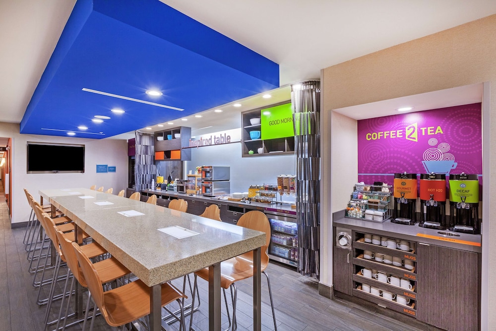 Home2 Suites by Hilton Gonzales LA - photo 23