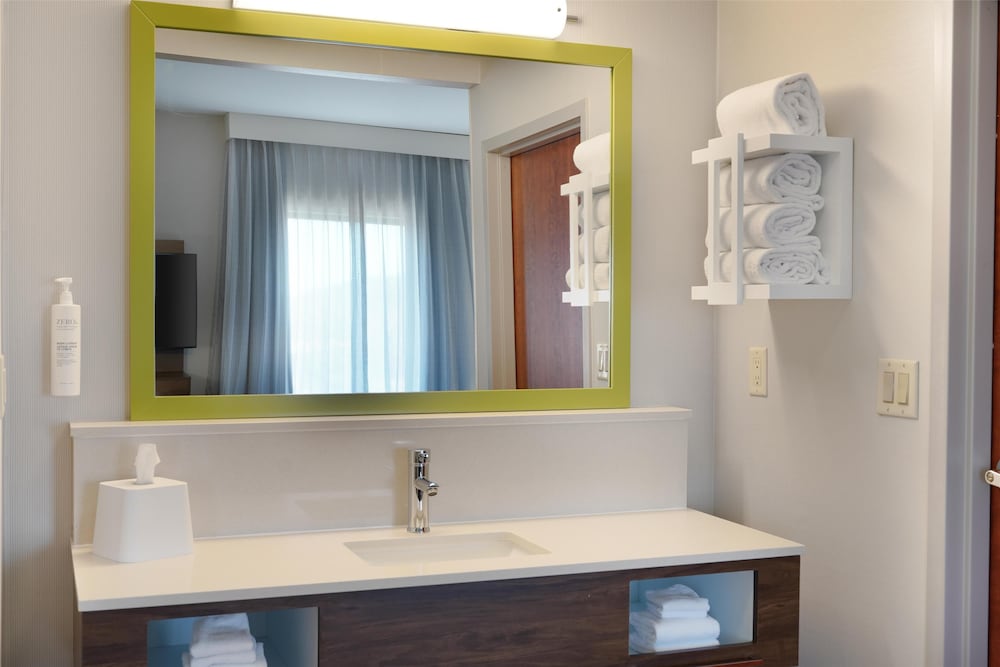 Hampton Inn & Suites Tulsa Tulsa Hills - photo 28