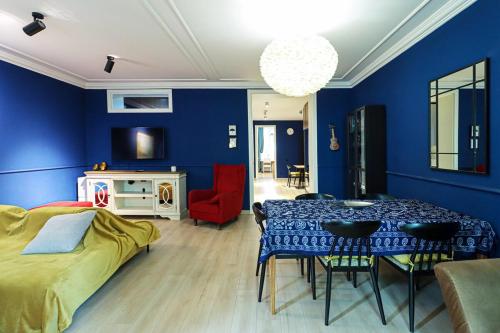 Stylish 2BR Apt in Vake Central Tbilisi By Wehost