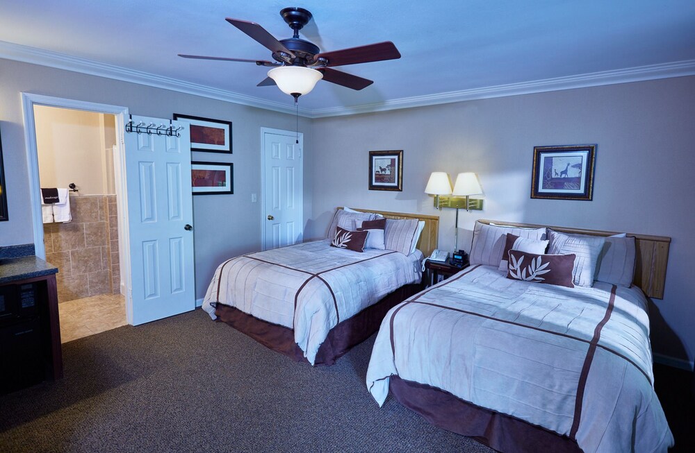 The Mount Vernon Inn - photo 17