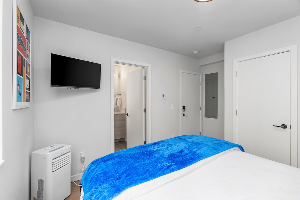 Back To The Future Sweet Suites - photo 7