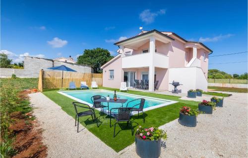 3 Bedroom Gorgeous Home In Pula — 4-Star Luxury Hotel in Pula, Croatia