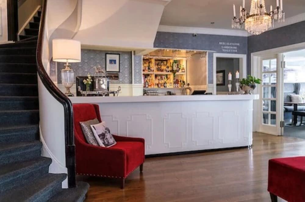 Grand Hotell Flekkefjord — hotel in Flekkefjord