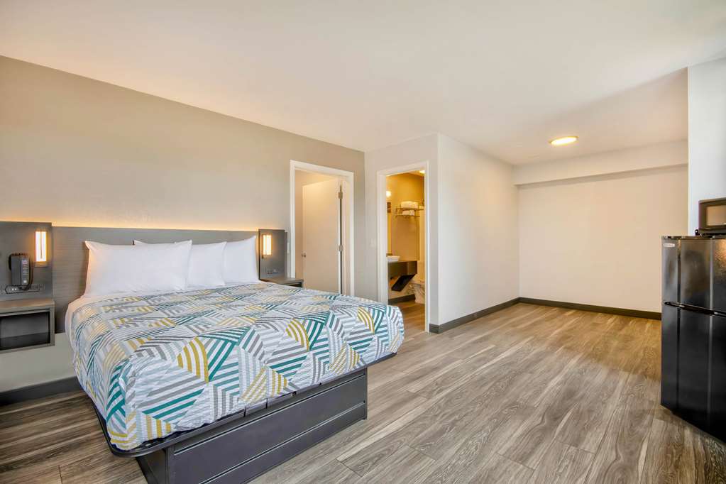 Motel 6 Marina CA Monterey - photo 8