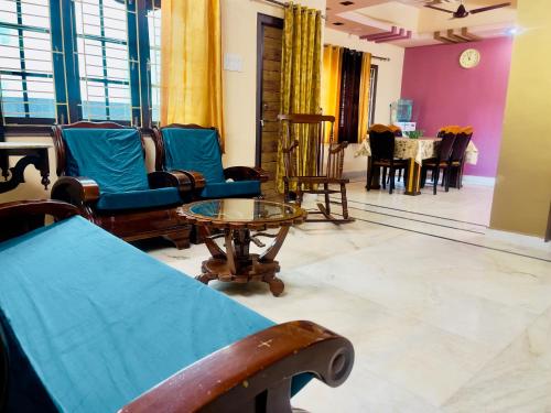 Prince Castle 2BHk Luxurious Apartment Guesthouse — 4-Star Luxury Hotel in Hyderabad, India