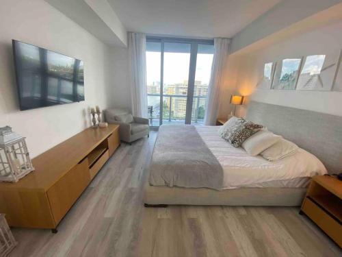 Miami Beach Luxury Apt Ocean Views Full Kitchen A — 4-Star Luxury Hotel in Hallandale Beach, United States