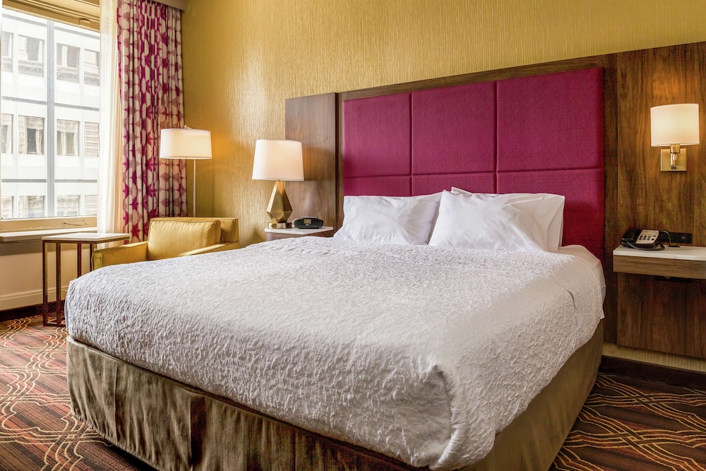 Hampton Inn Majestic Chicago Theatre District - photo 21