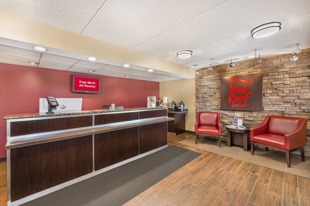 Red Roof Inn Erie I 90 - photo 2