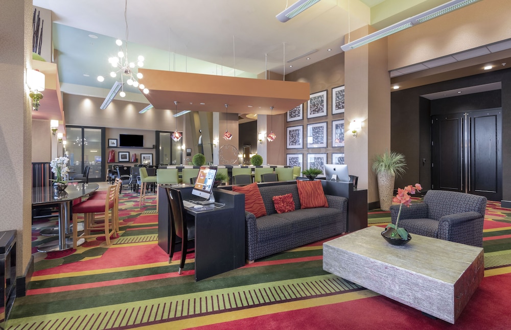 Hampton Inn & Suites Raleigh Crabtree Valley - photo 10