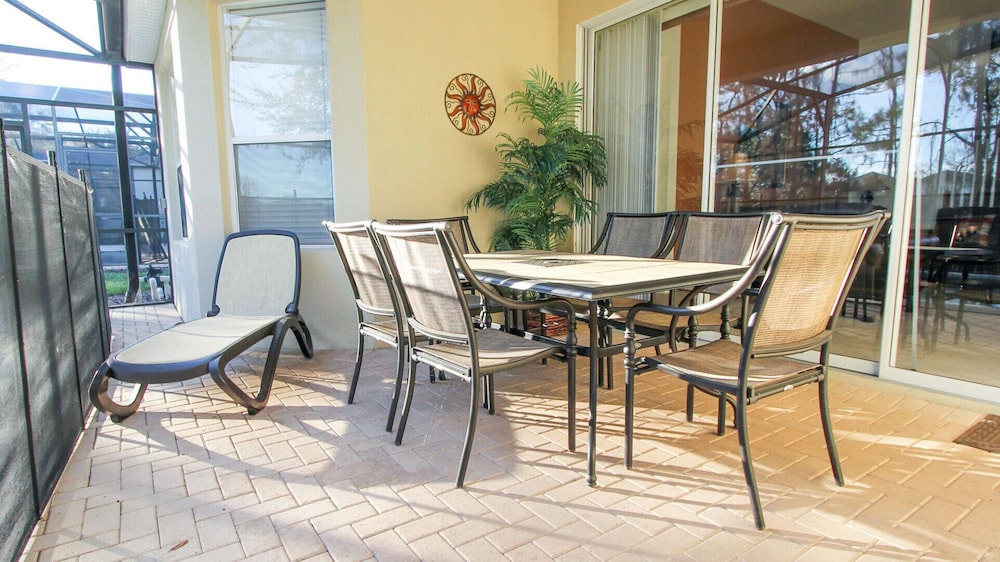 How to Rent Your Own Private Luxury Holiday Villa With Private Pool on Windsor Hills Resort Orlando Villa 1701 - photo 14