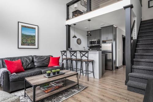 Center City Lofts 508 Unit 2 Close to Downtown and the TART Trail — 4-Star Luxury Hotel in Traverse City, United States
