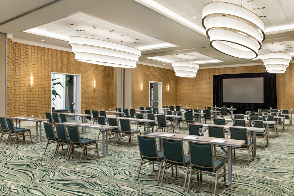 Embassy Suites by Hilton Panama City Beach Resort - photo 111