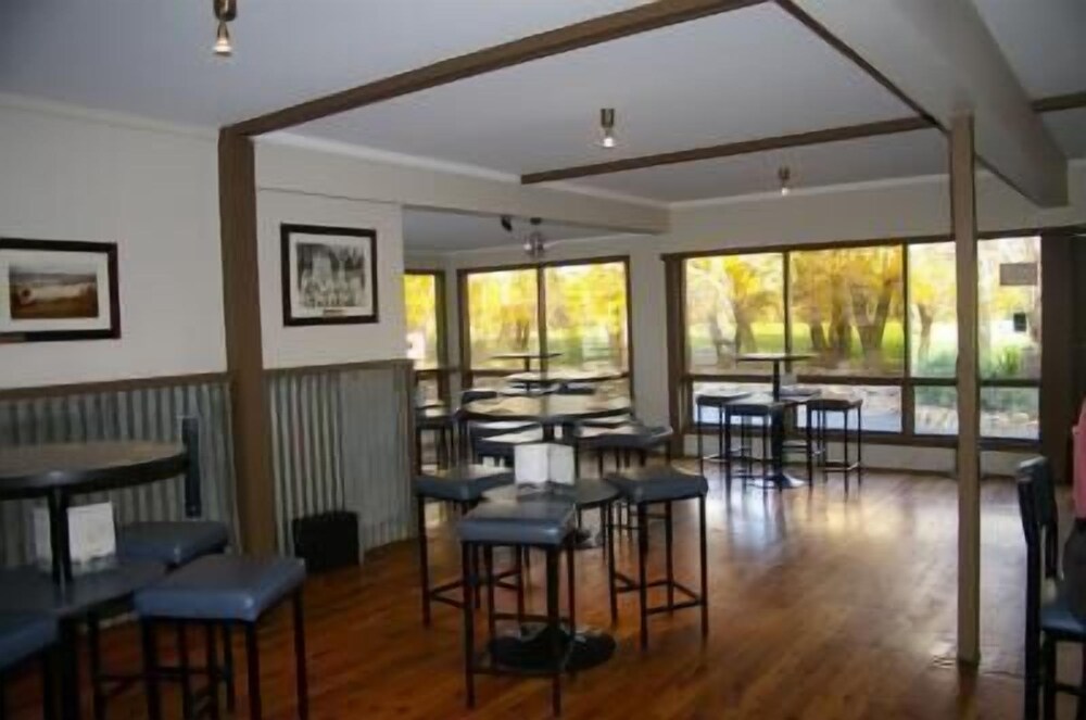 Jugiong Motor Inn — Gundagai — photo 5