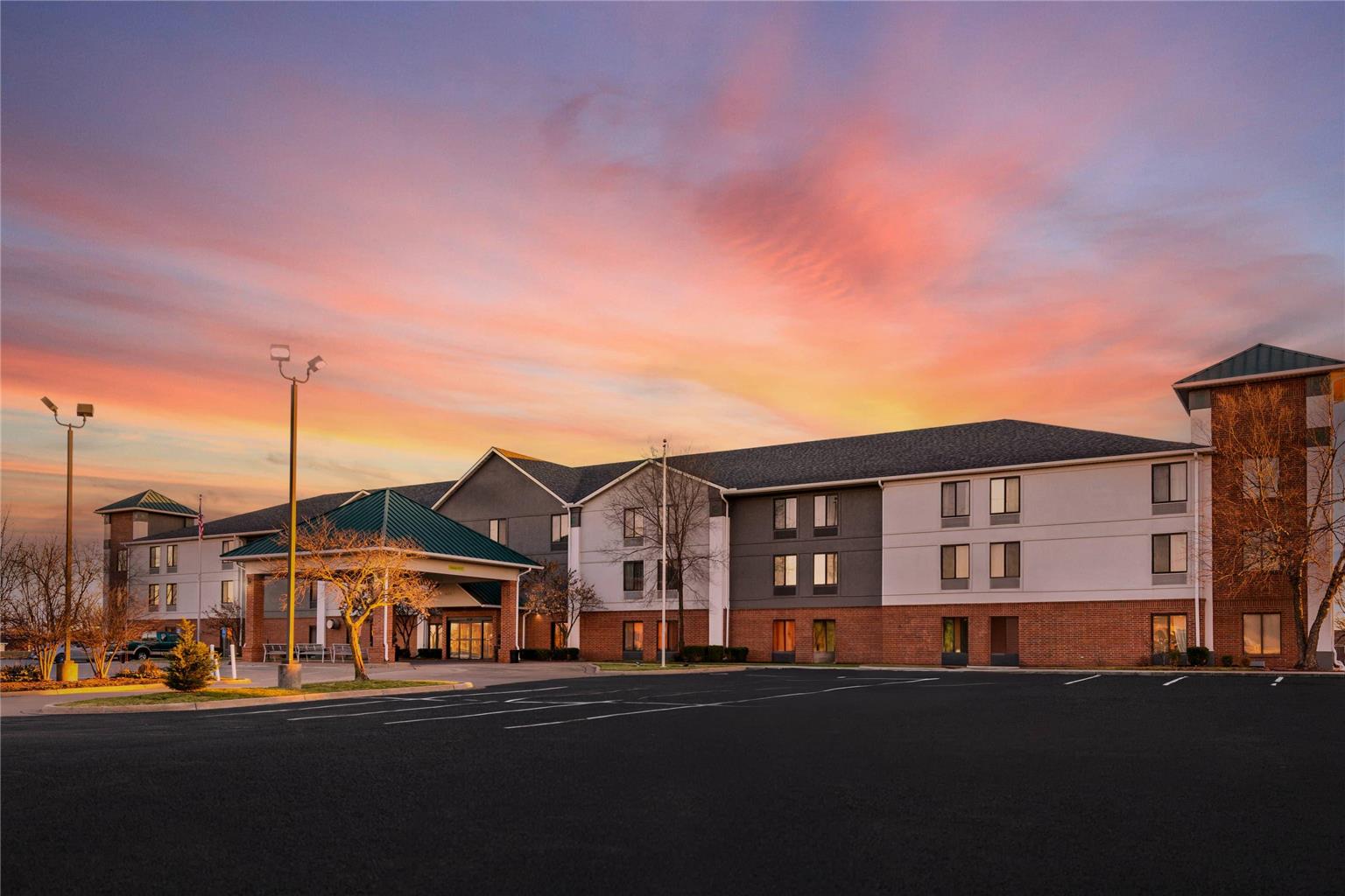 Quality Inn Warrensburg — Warrensburg — photo 3