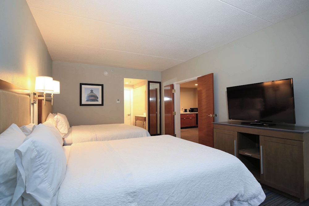 Hampton Inn Bordentown - photo 11