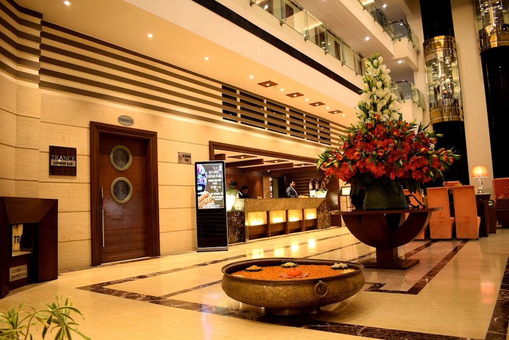 Hotel Royal Cliff — Kanpur — photo 4