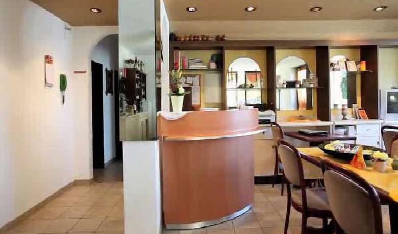 Hotel Garni Schäfer - carbon neutral hotel in Frechen