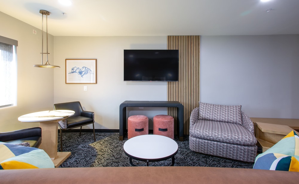 voco Flagstaff by IHG - photo 13