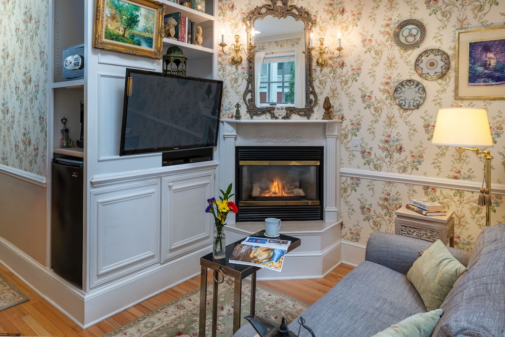 Abbington Green Bed & Breakfast Inn - photo 26
