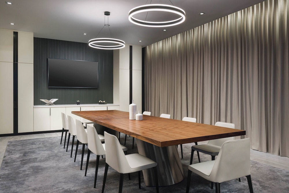 Ac Hotel By Marriott Scottsdale North - photo 46
