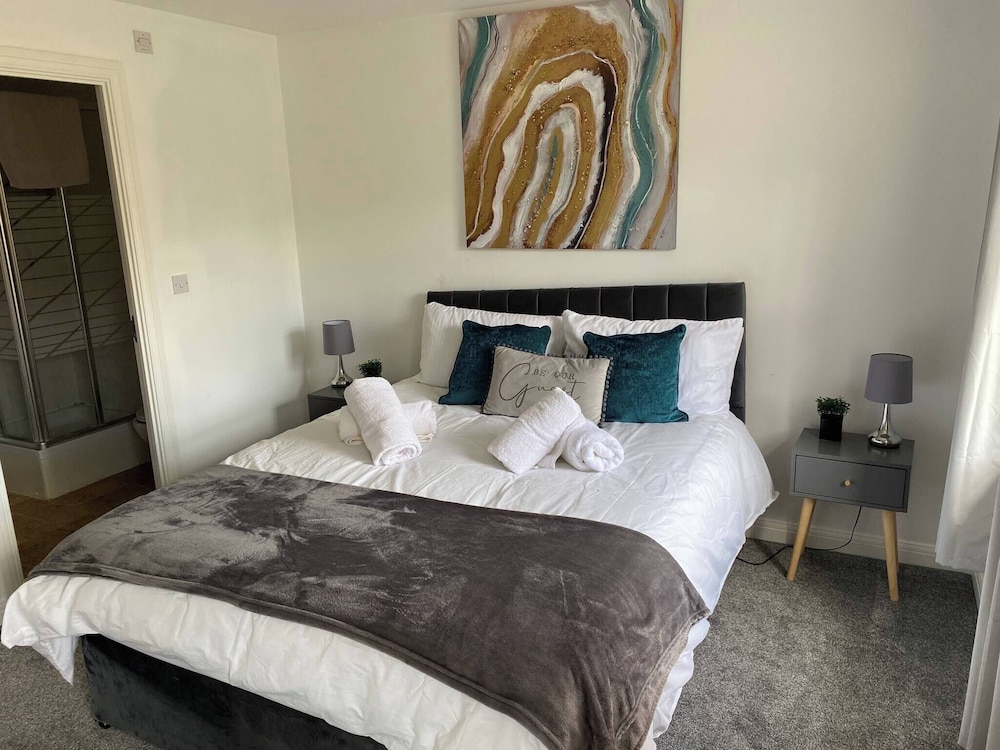 Charming 3 Bedroom Norwich Retreat Garden& Parking — 4-Star Luxury Hotel in Norwich, United Kingdom