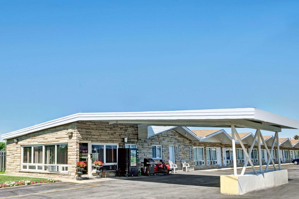 Knights Inn Kitchener