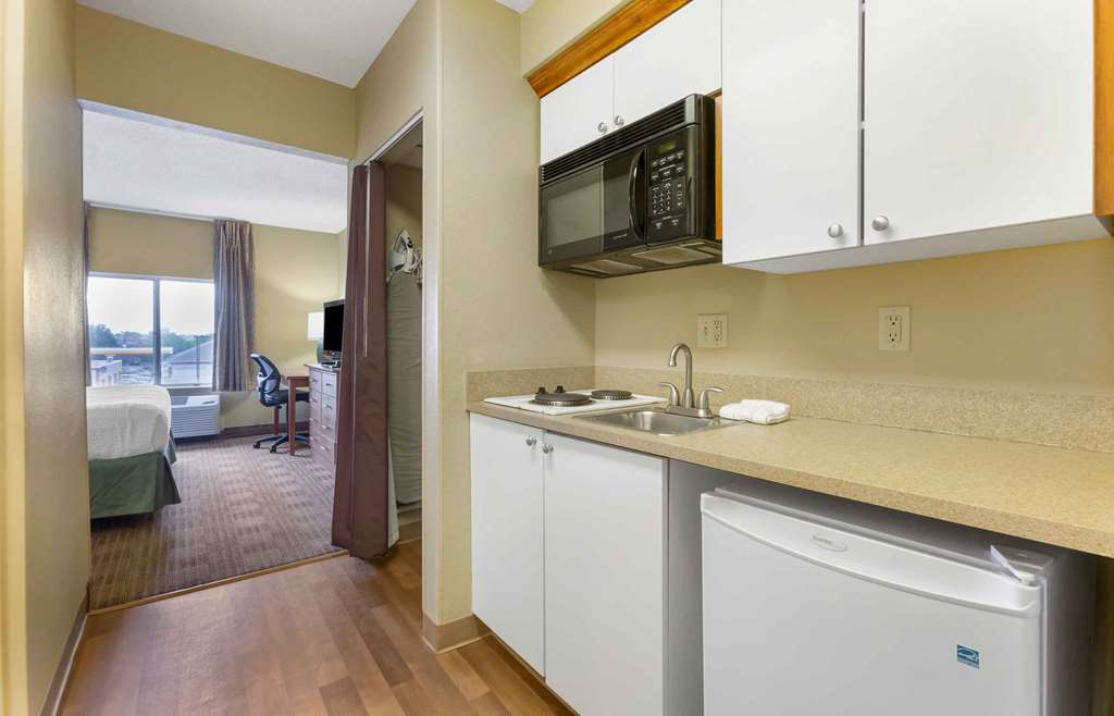 Extended Stay America Suites Findlay Tiffin Avenue - photo 26