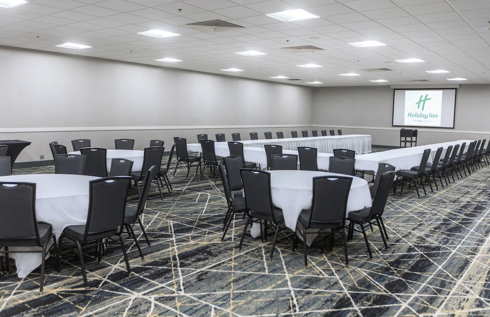 Holiday Inn Sioux Falls City Centre by IHG - photo 46