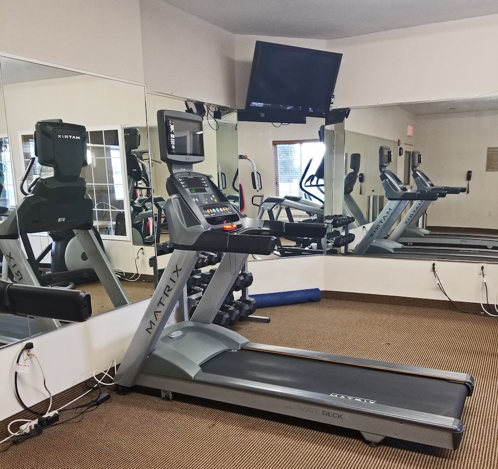Candlewood Suites Cape Girardeau by IHG - photo 59
