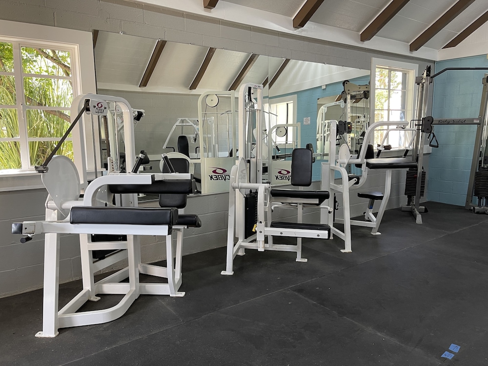 Surrey Resort - photo 16