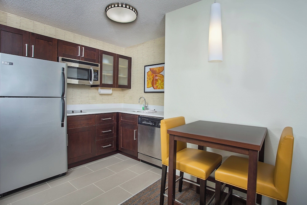 Residence Inn By Marriott Knoxville Cedar Bluff - photo 8