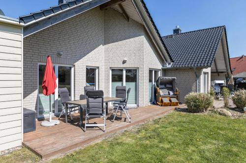 Haus Deik — 4-Star Luxury Hotel in Busum, Germany