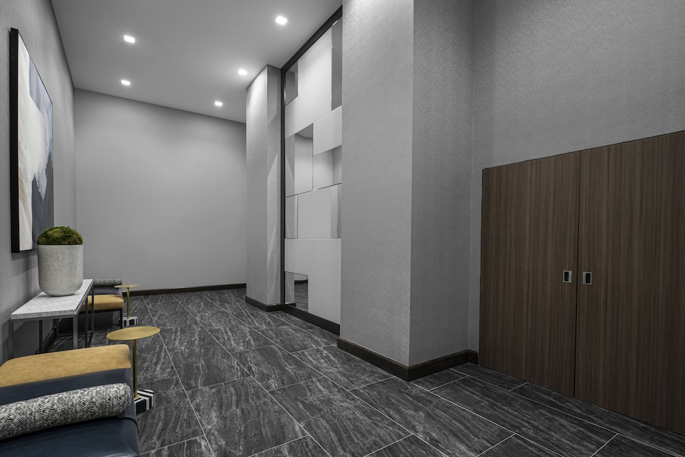 AC Hotel Charlotte Ballantyne - photo 42
