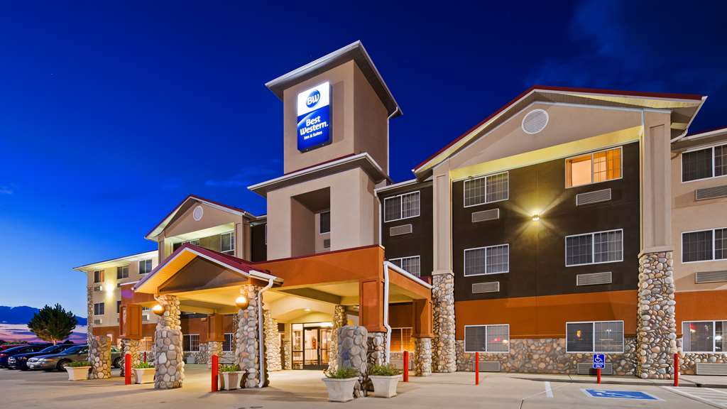 Best Western Firestone Inn & Suites - featured photo