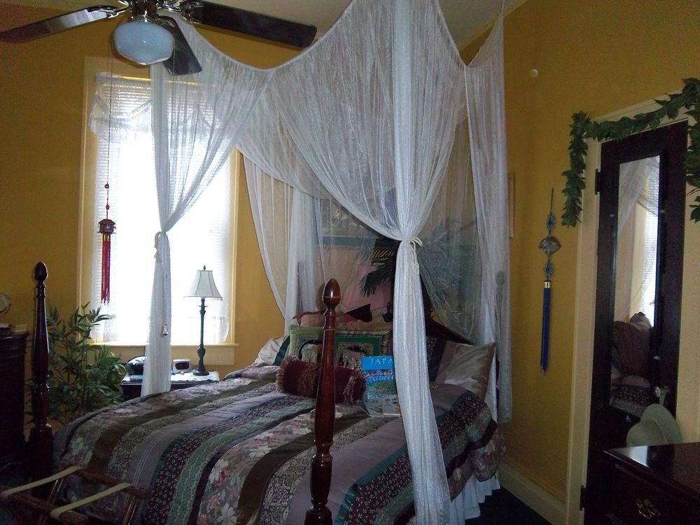 The Inn of the Patriots - photo 3