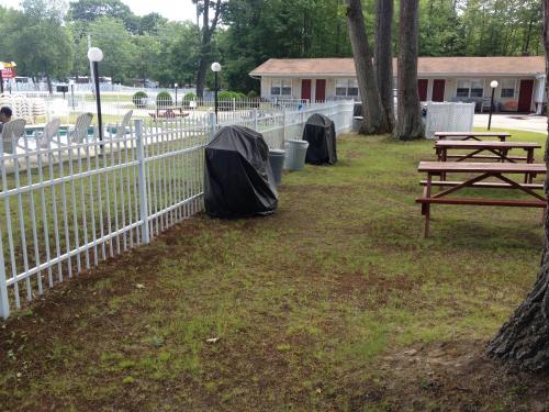 Marcotte Motor Court - photo 12