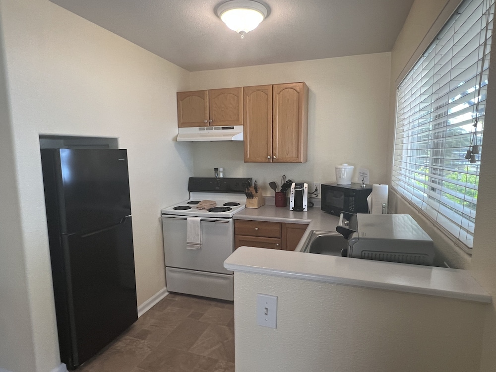 Clear Lake Cottages & Marina - photo 52