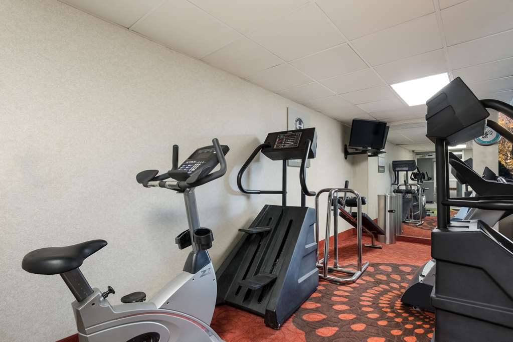 Clarion Hotel & Convention Center Joliet - photo 19