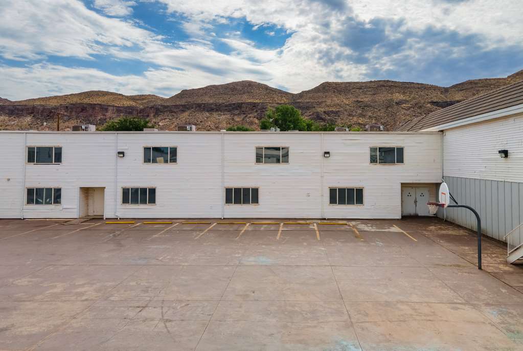 Ramada by Wyndham La Verkin Zion National Park - photo 15
