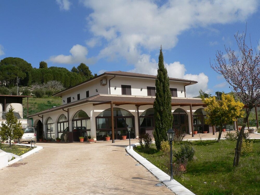 Il Noce Antico - last minute hotel in Bisacquino