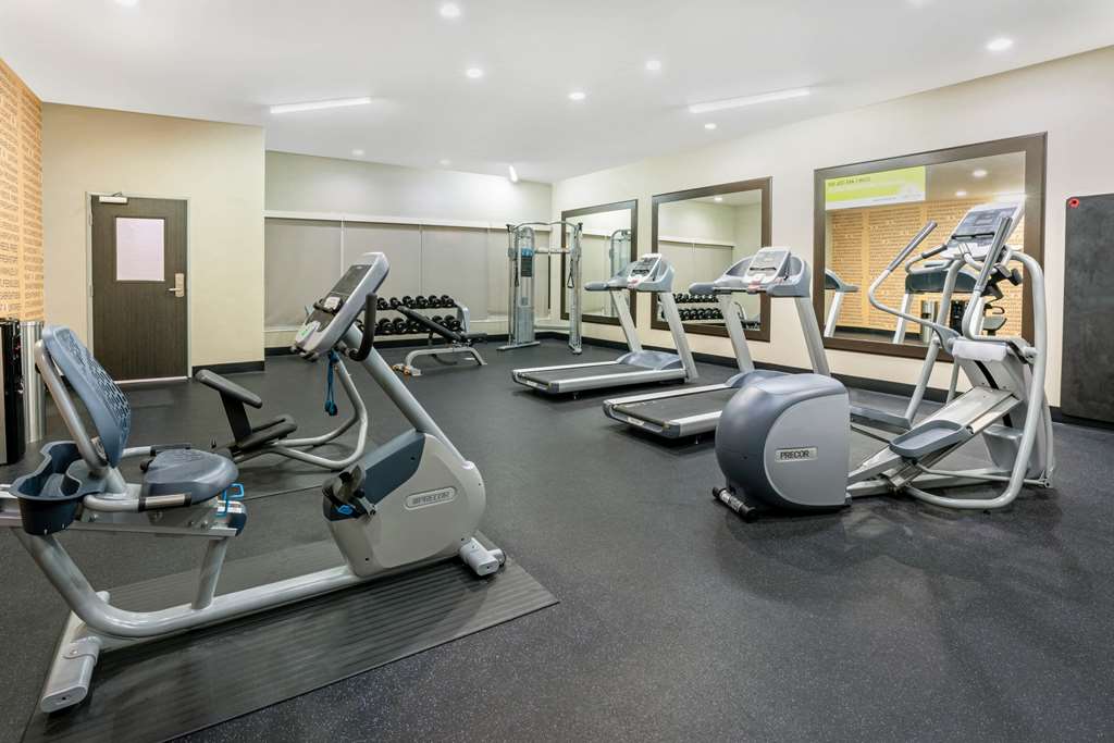 La Quinta Inn & Suites by Wyndham College Station South - photo 21